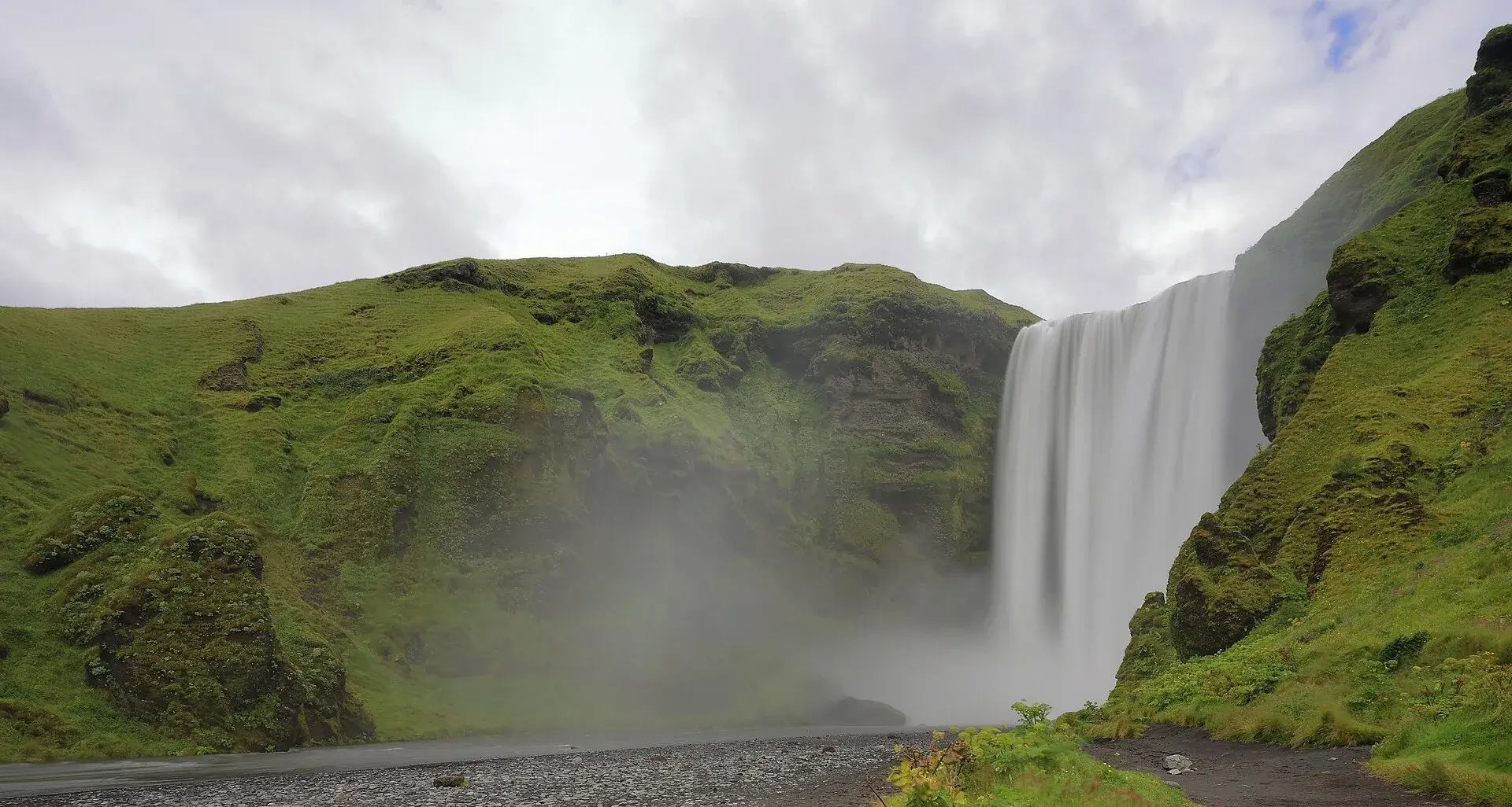 Travel to Iceland