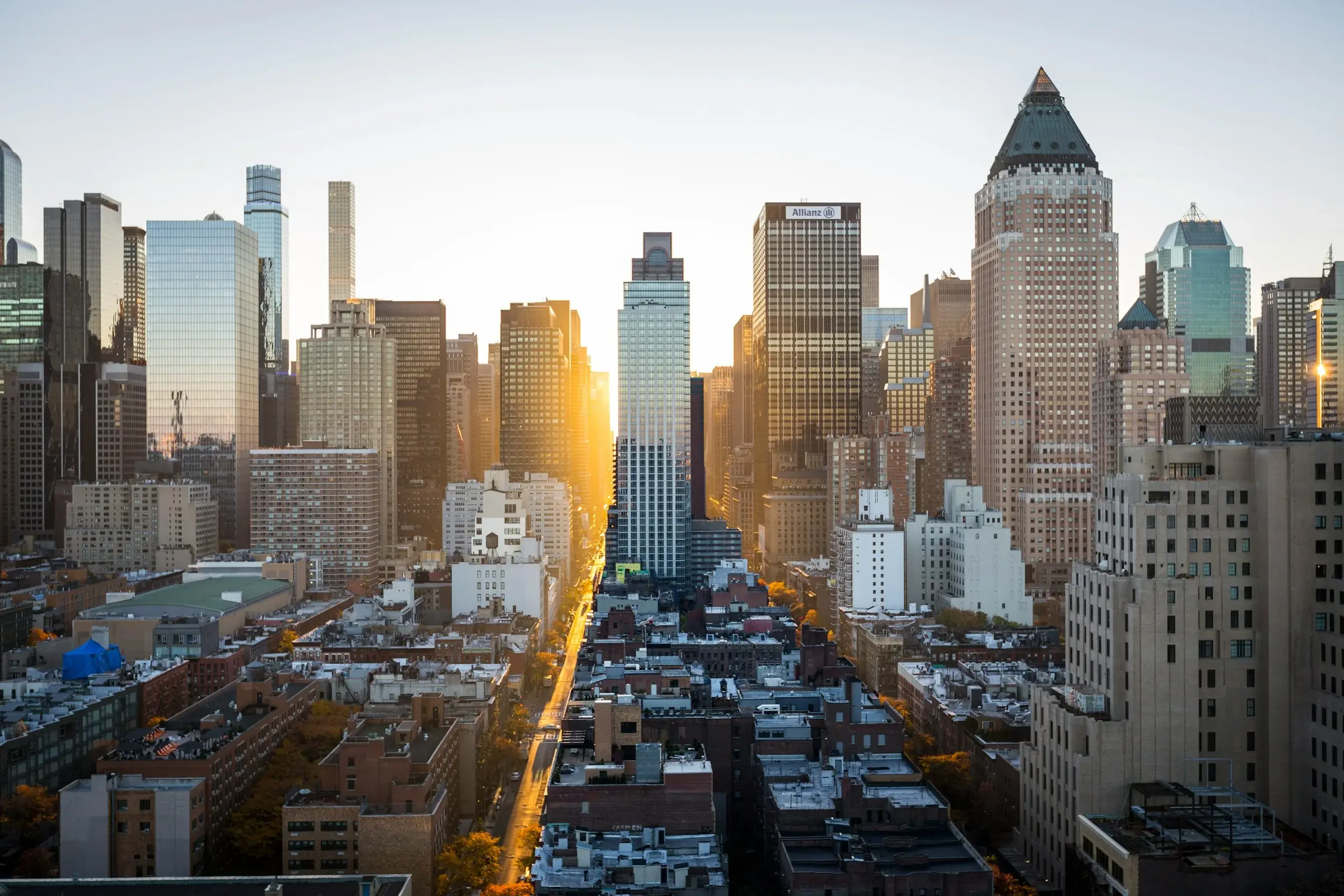 New York City skyline at sunrise — eSIM for European travelers in the USA